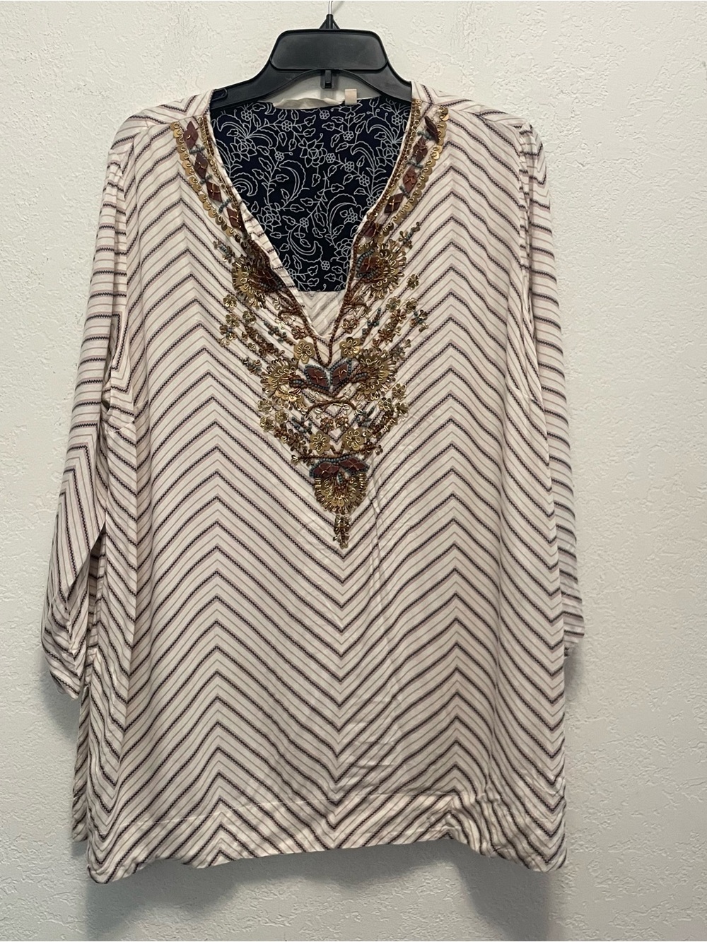 Soft Surroundings Tunic Top Size L Beaded Embroidered White Striped